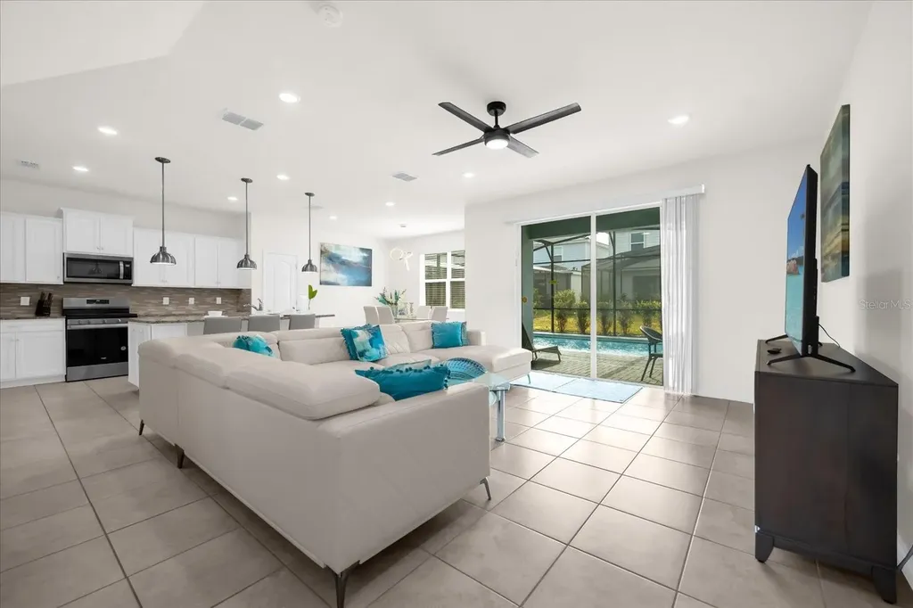 7260 Oakmoss Loop Davenport FL 33837