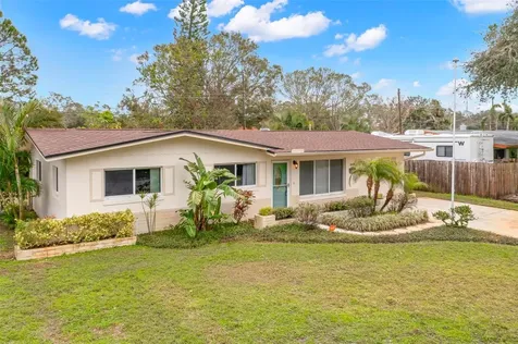 2699 56th Lane N St Petersburg FL 33710