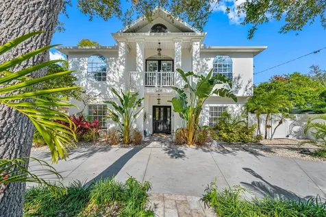 3031 W Asbury Place Tampa FL 33611