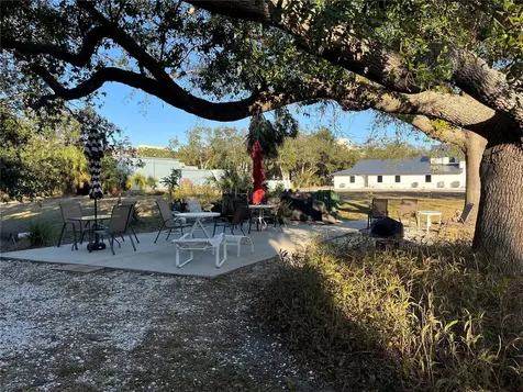 6304 Pointe West Boulevard Bradenton FL 34209