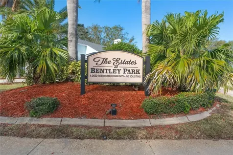 2993 Shannon Circle Palm Harbor FL 34684