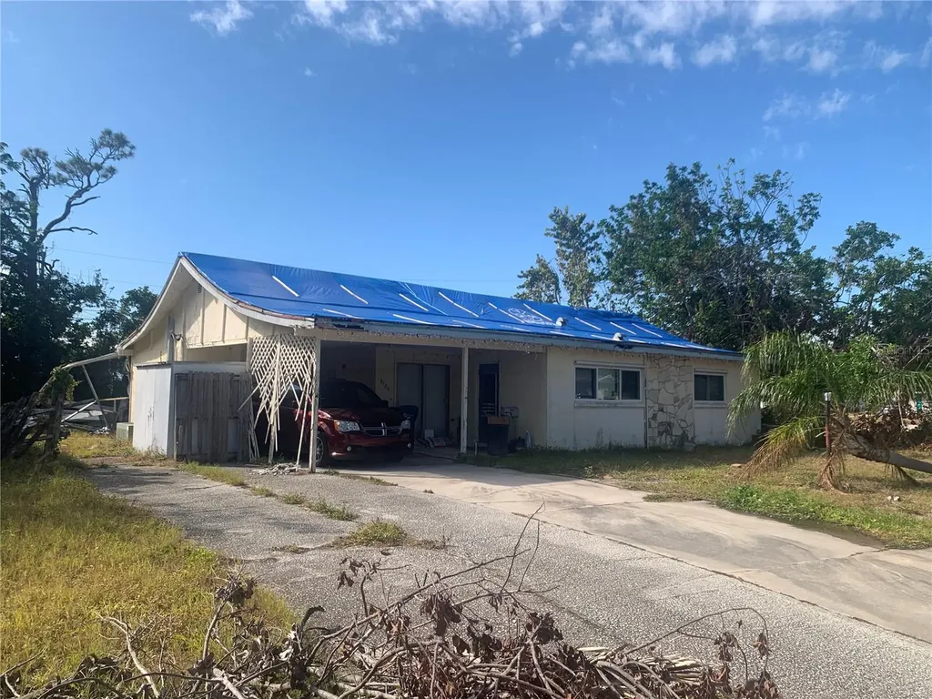 3120 Smith Avenue Bradenton FL 34207