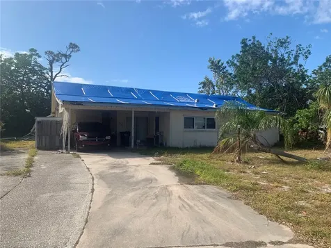 3120 Smith Avenue Bradenton FL 34207