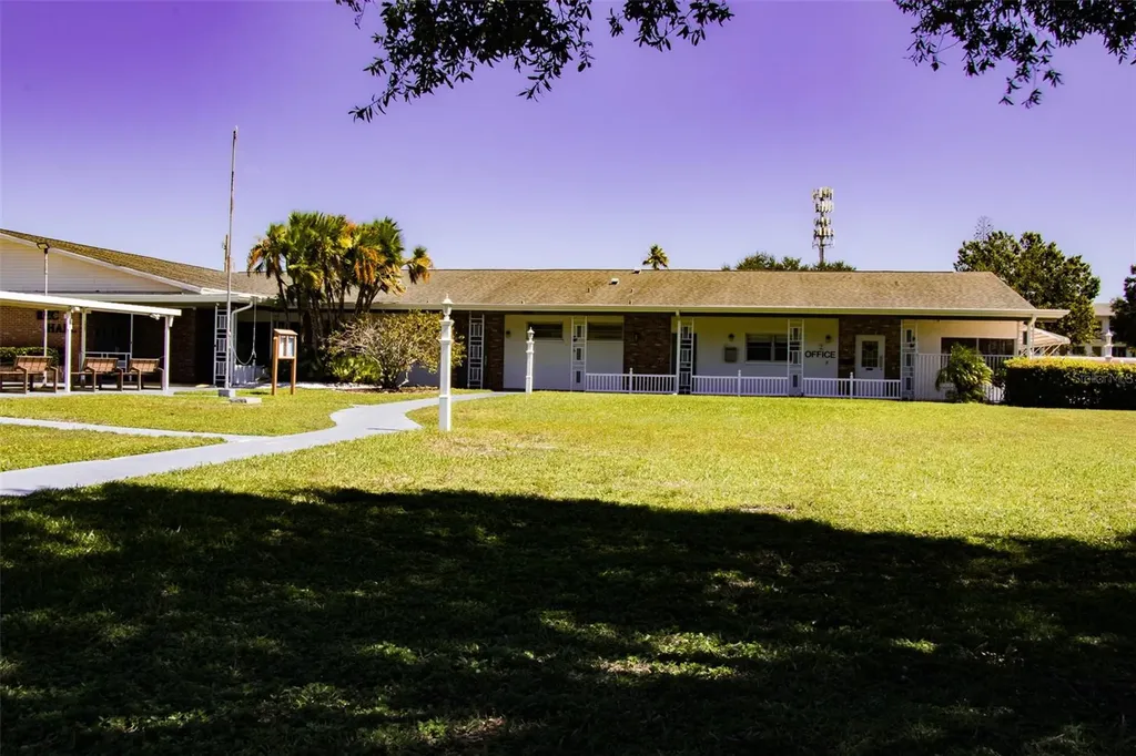 1900 59th Avenue N St Petersburg FL 33714