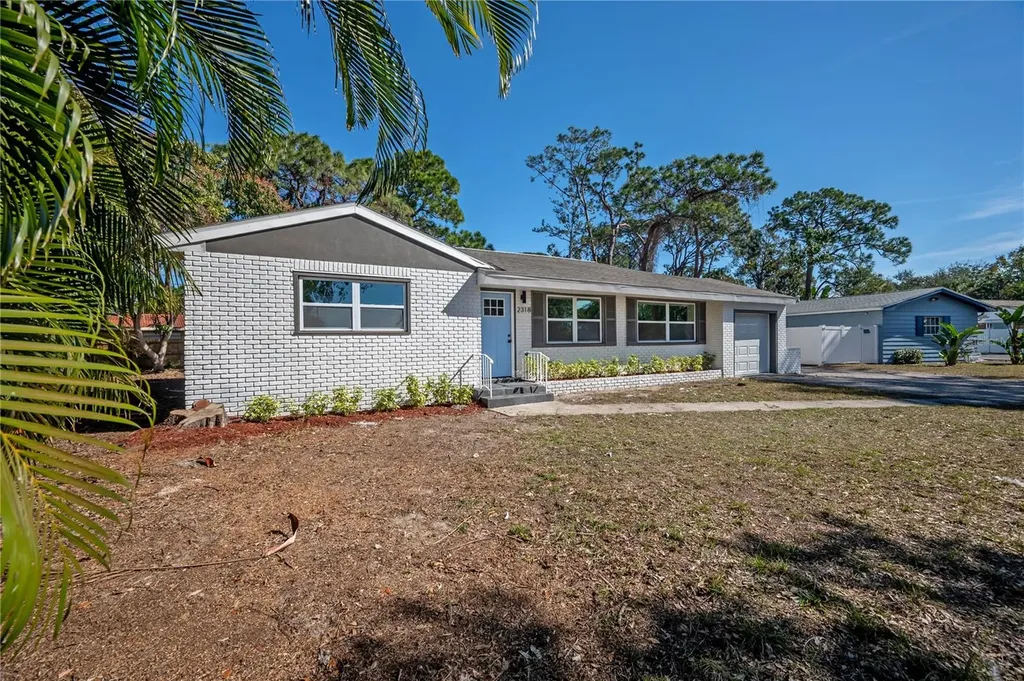 2318 Granada Circle W St Petersburg FL 33712