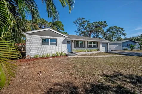 2318 Granada Circle W St Petersburg FL 33712