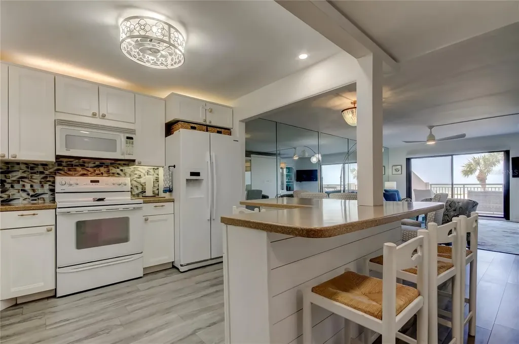 1270 Gulf Boulevard Clearwater FL 33767