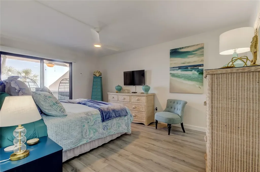 1270 Gulf Boulevard Clearwater FL 33767