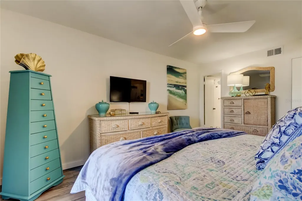 1270 Gulf Boulevard Clearwater FL 33767