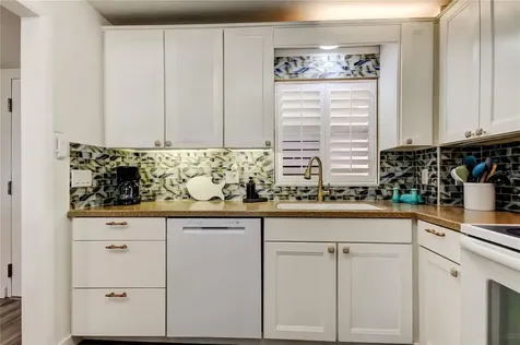 1270 Gulf Boulevard Clearwater FL 33767