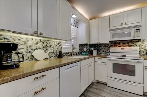 1270 Gulf Boulevard Clearwater FL 33767