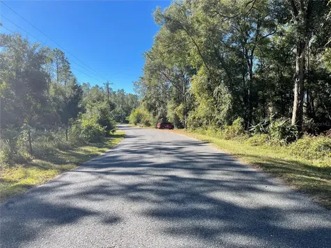 6954 SE 170th Avenue Road Ocklawaha FL 32179
