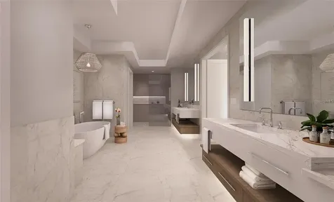 70 Avenida Veneccia Sarasota FL 34242