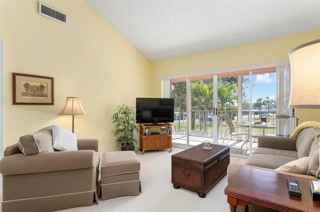 458 Cerromar Road Venice FL 34293