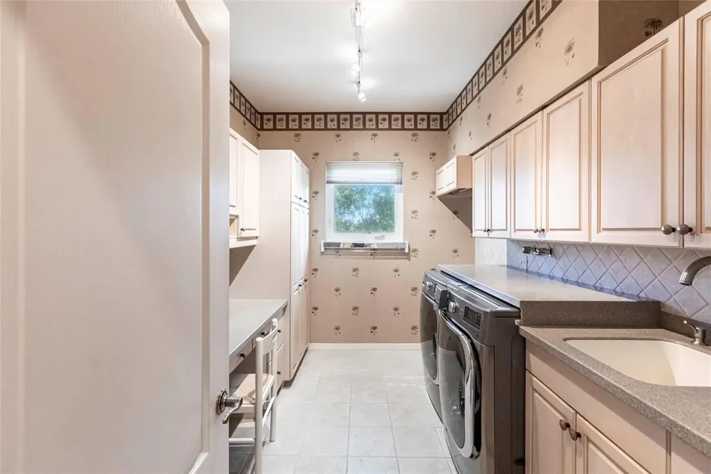 20 Saint Croix Way Englewood FL 34223