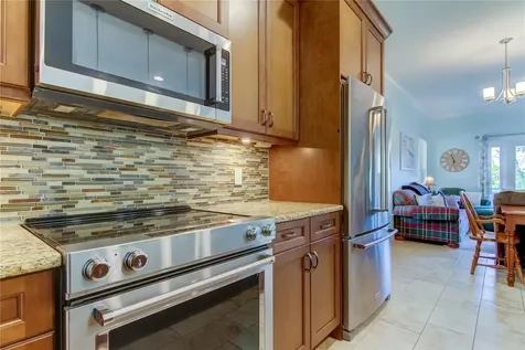 820 Date Palm Lane St Petersburg FL 33707