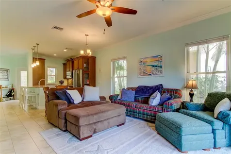 820 Date Palm Lane St Petersburg FL 33707