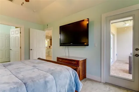 820 Date Palm Lane St Petersburg FL 33707