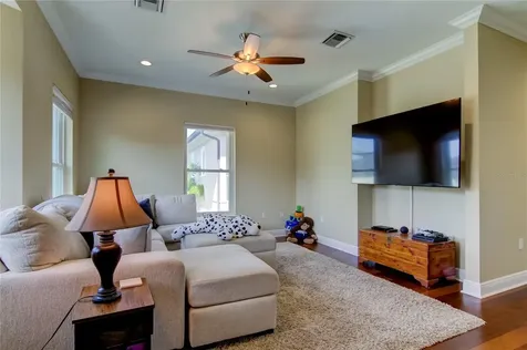 820 Date Palm Lane St Petersburg FL 33707