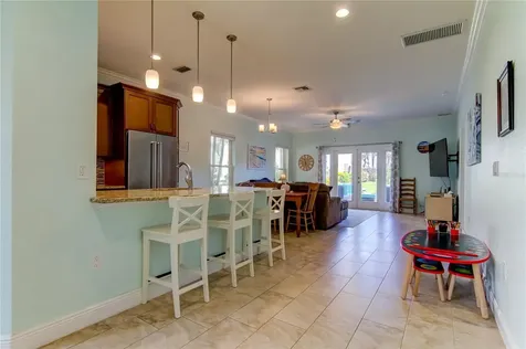 820 Date Palm Lane St Petersburg FL 33707