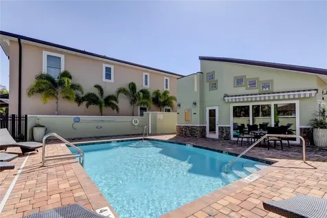 820 Date Palm Lane St Petersburg FL 33707