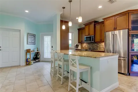 820 Date Palm Lane St Petersburg FL 33707