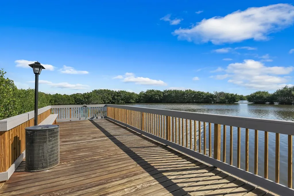 7318 Marathon Drive Seminole FL 33777