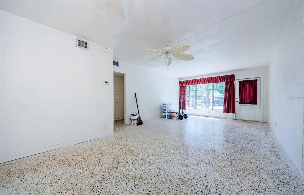 4154 57th Street N Kenneth City FL 33709