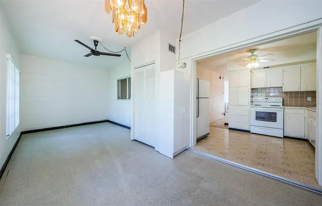 4154 57th Street N Kenneth City FL 33709