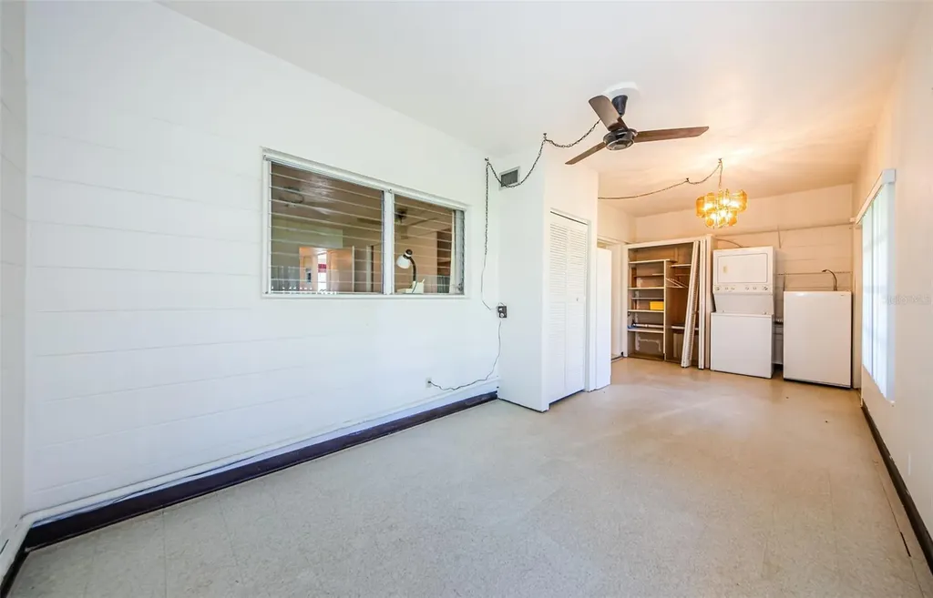 4154 57th Street N Kenneth City FL 33709