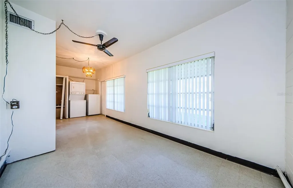 4154 57th Street N Kenneth City FL 33709