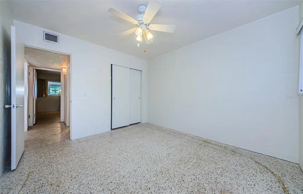 4154 57th Street N Kenneth City FL 33709