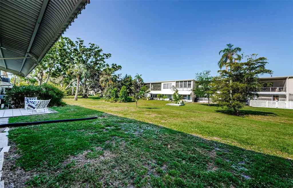 4154 57th Street N Kenneth City FL 33709