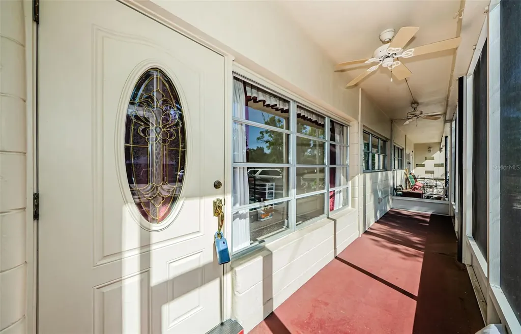 4154 57th Street N Kenneth City FL 33709