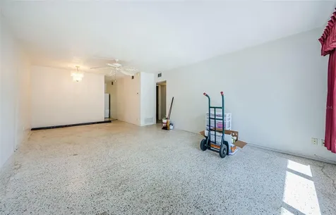 4154 57th Street N Kenneth City FL 33709