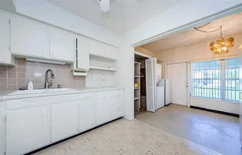 4154 57th Street N Kenneth City FL 33709