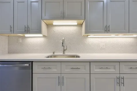 439 Boca Ciega Point Boulevard N St Petersburg FL 33708