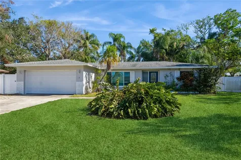 11453 Imperial Grove Drive E Largo FL 33774