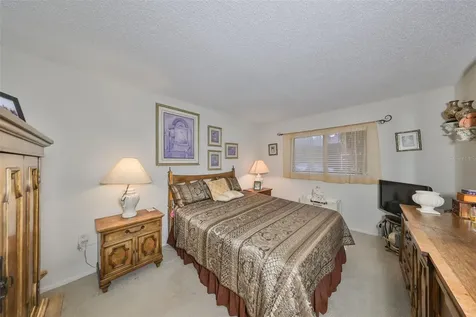 5557 Baywater Drive Tampa FL 33615