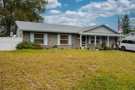 262 Valencia Road Debary FL 32713