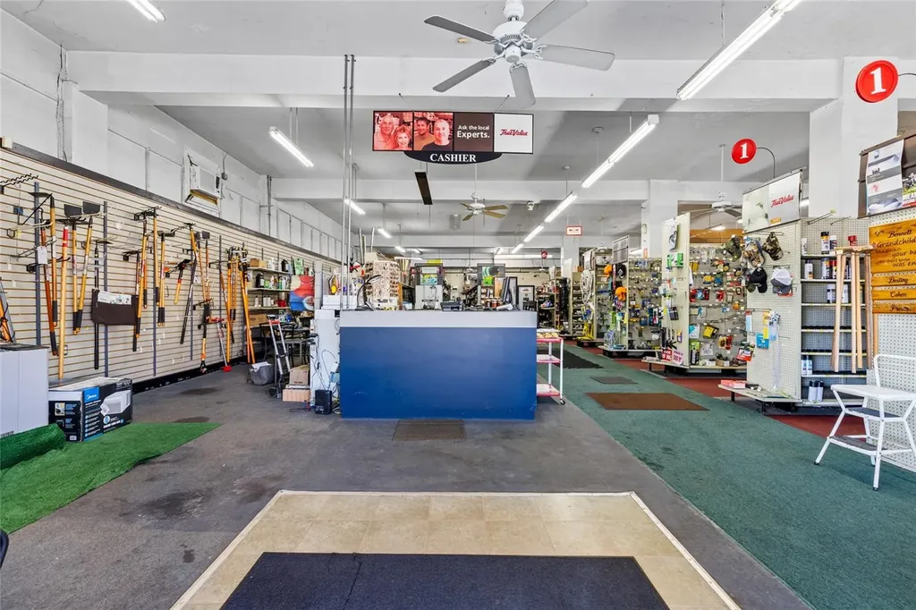 18493 High Springs Main Street High Springs FL 32643