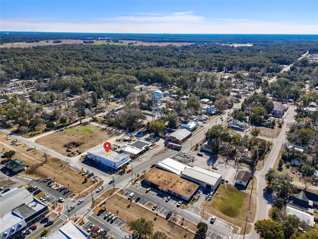 18493 High Springs Main Street High Springs FL 32643