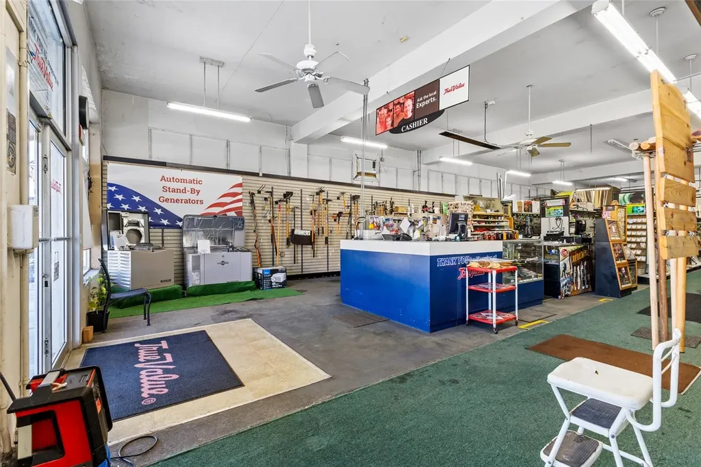 18493 High Springs Main Street High Springs FL 32643