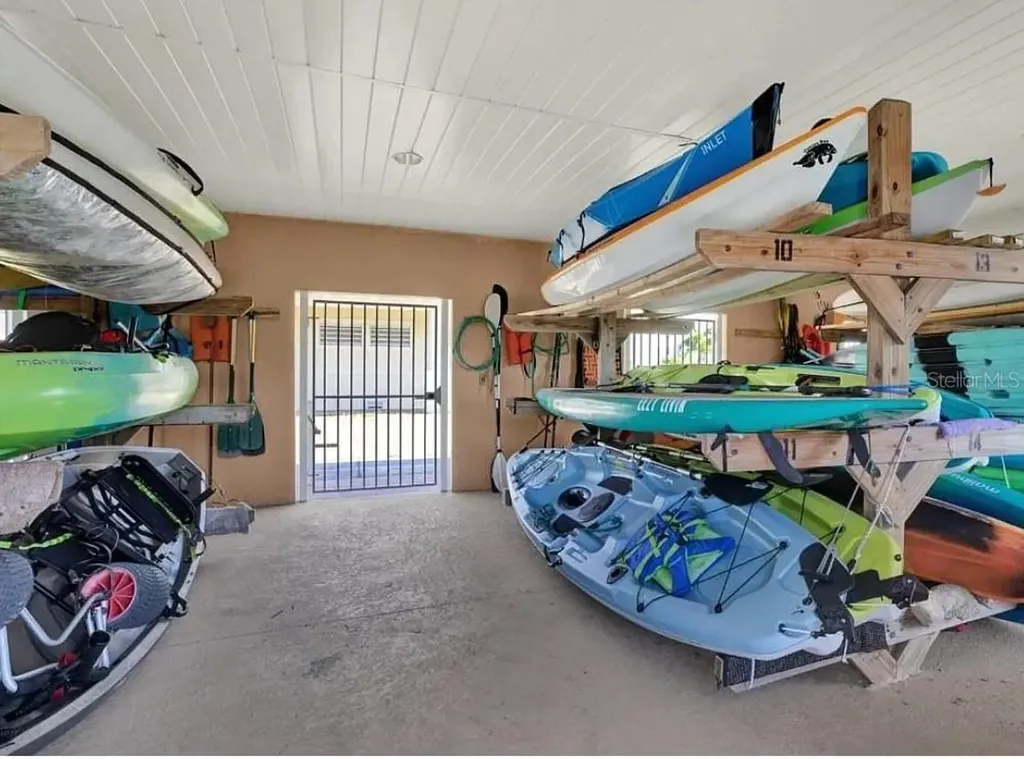 7350 Marathon Drive Seminole FL 33777