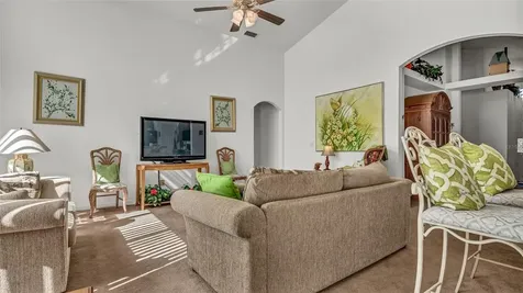1153 Legatto Loop Dundee FL 33838