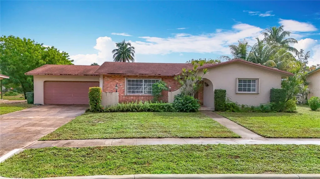 250 Lake Drive Coconut Creek FL 33066