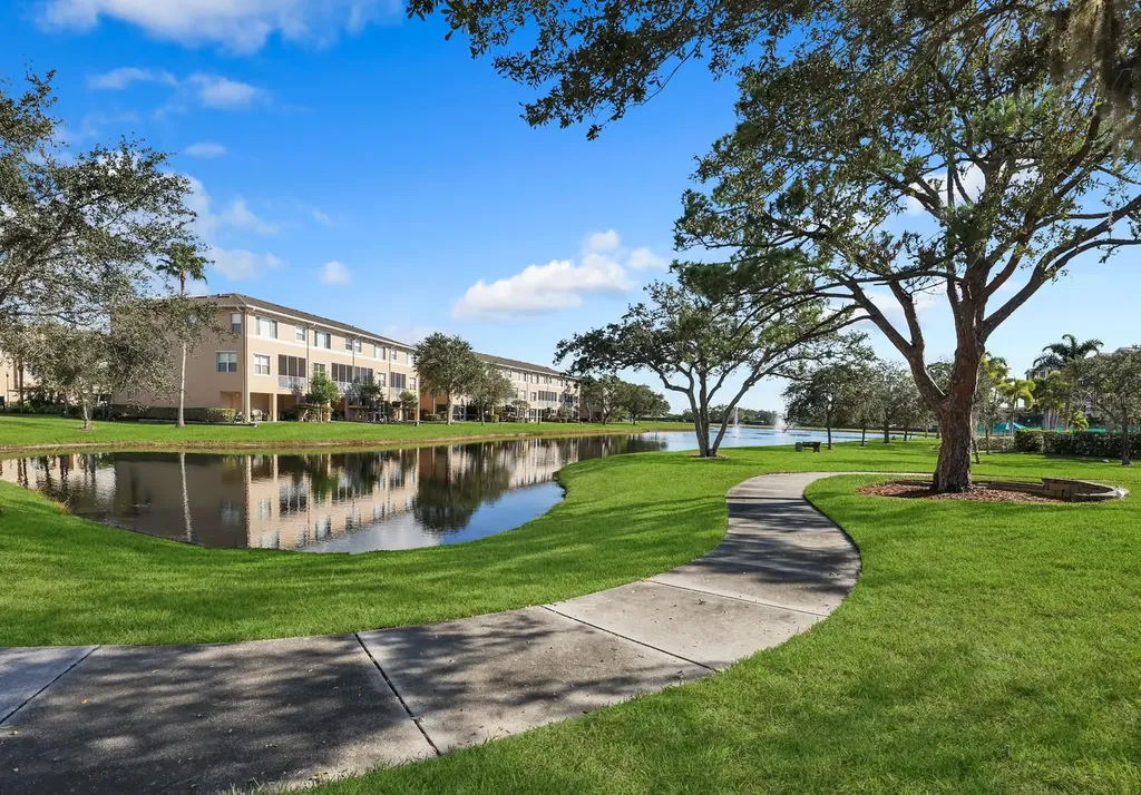 7366 Marathon Drive Seminole FL 33777