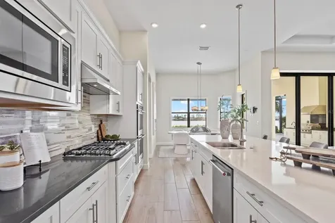 788 Sigsbee Loop Sarasota FL 34240