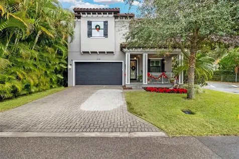 1839 46th Avenue N St Petersburg FL 33714