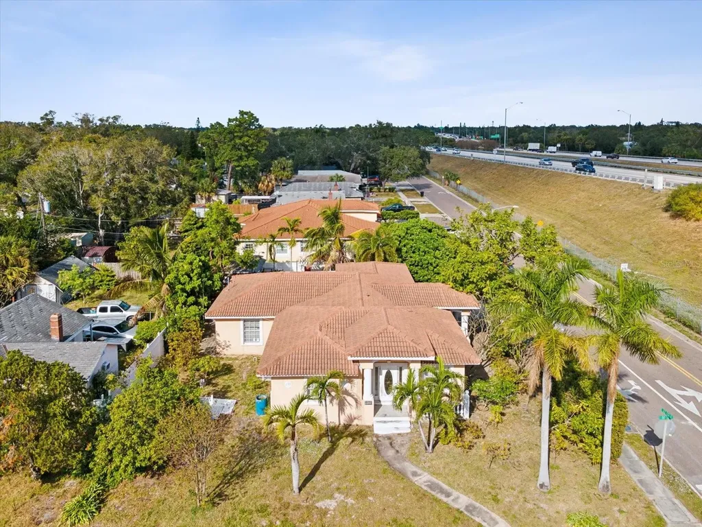 2201 30th Avenue N St Petersburg FL 33713